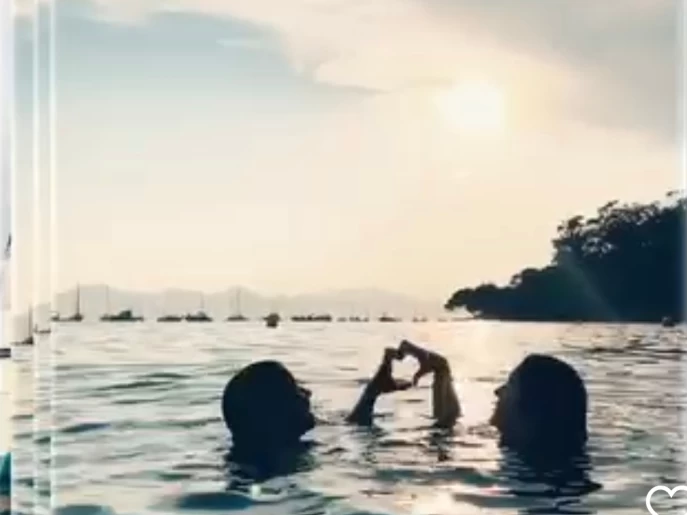 Pronájem jachty v Cannes -Four Winns Sundowner 285 na Samboatu