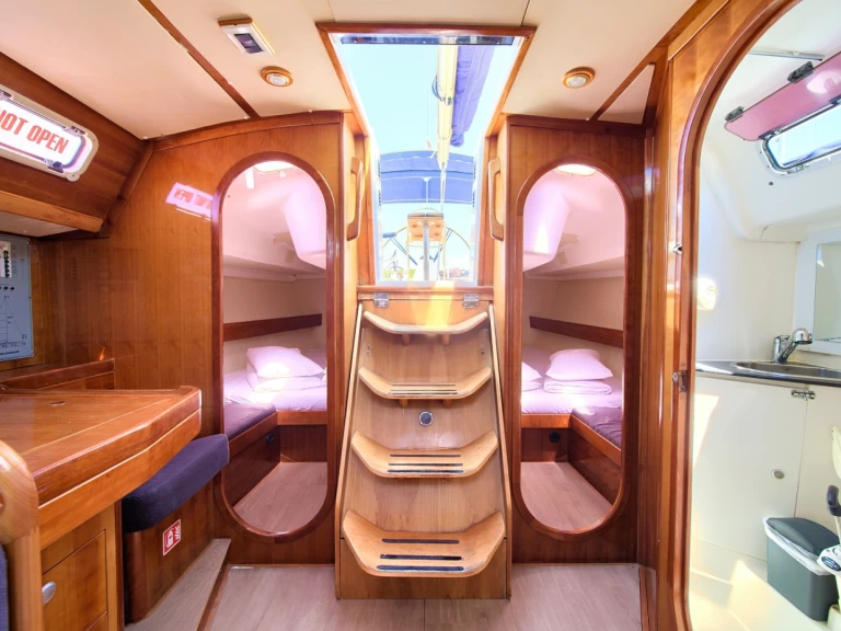 Pronájem Plachetnice Salona s licencí