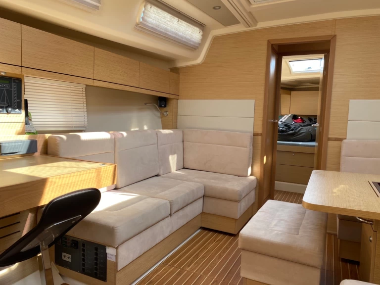 Pronájem Plachetnice v Taiwan -Hanse Hanse 458