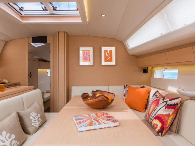 Pronájem Plachetnice Jeanneau s licencí