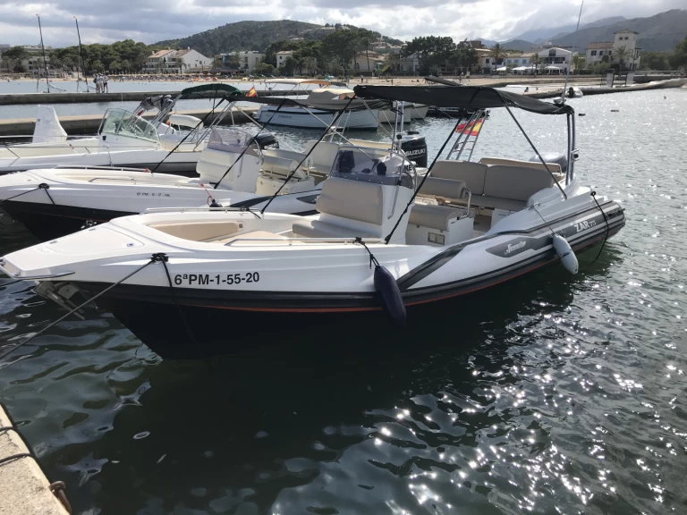 Pronajmout Polotuhá loď se skipperem či ne Zar v Port de Pollenca