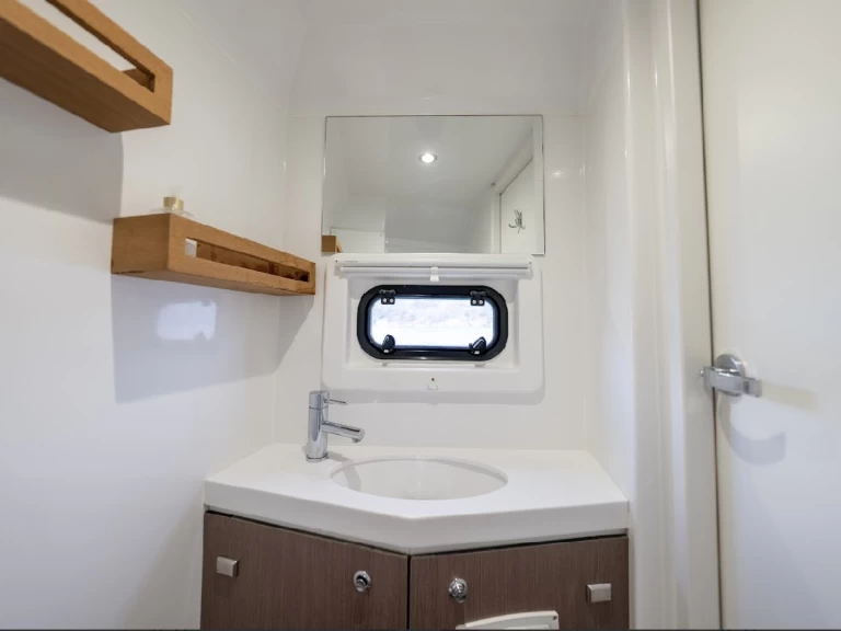 Bali Bali 4.8 jednotlivci a charterové společnosti v Havana