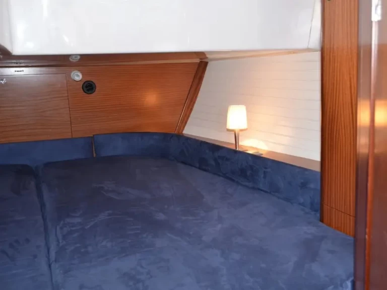 Pronájem Plachetnice v Longyearbyen -Delphia Delphia 47-Ice