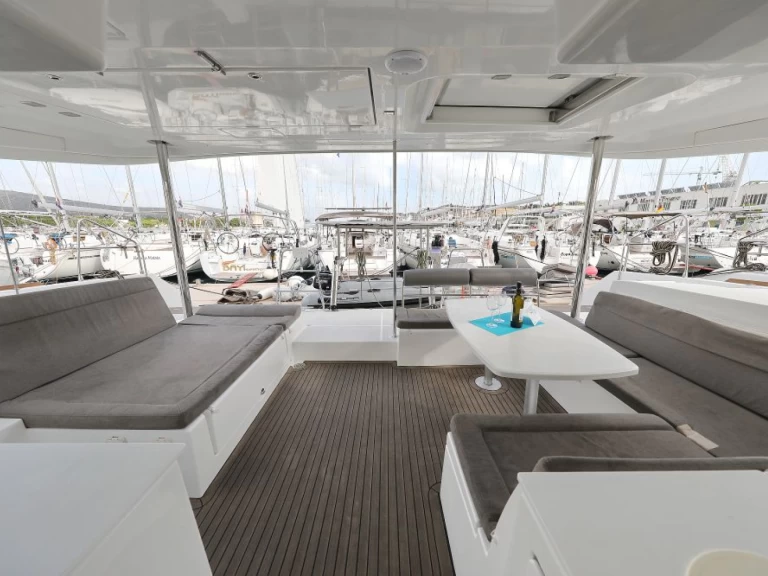 Pronájem lodi Lagoon Lagoon 450 F v Murter-Kornati na Samboatu