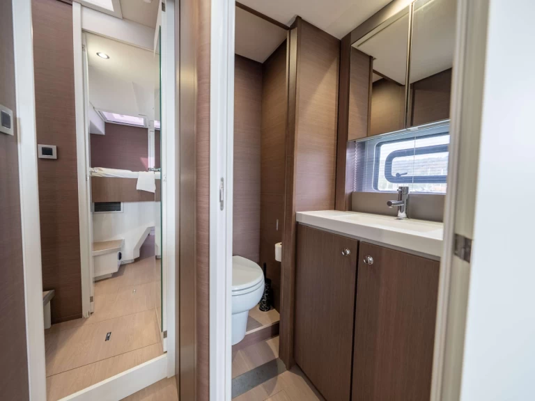 Pronájem lodi Bali My Marina v Leeward Island na Samboatu