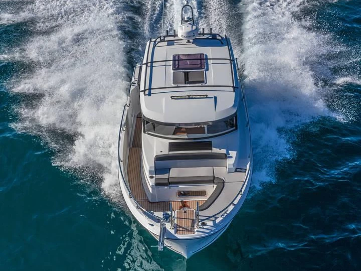 Pronájem lodi Jeanneau Merry Fisher Marlin 895 v Denia na Samboatu