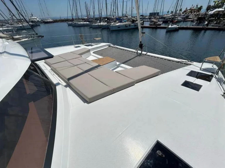 Pronajmout si Fountaine Pajot Aura 51 v Road Town