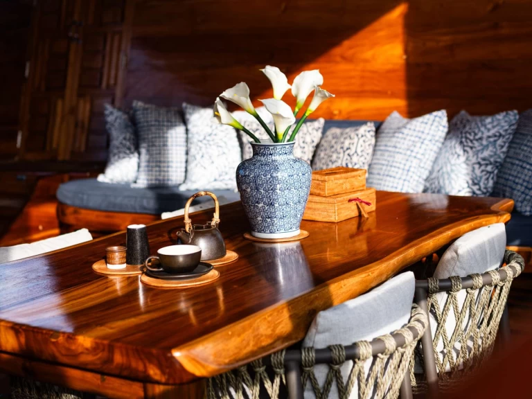 Pronájem jachty v Komodo - SEQUOIA na Samboatu