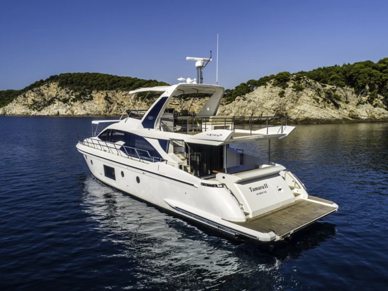 Pronájem lodi Azimut Azimut 66 v Trogir na Samboatu