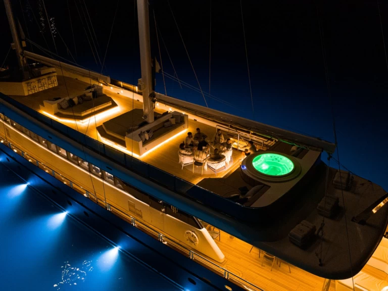 Pronájem lodi Radež d.d. Clase Azul v Krilo na Samboatu