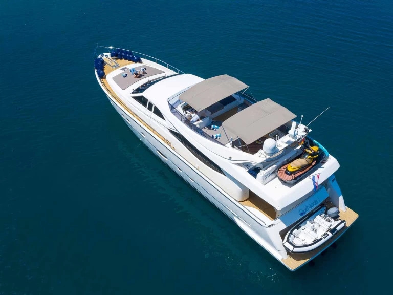 Pronájem Jachta v Donji Seget -Ferretti Ferretti Yachts 760