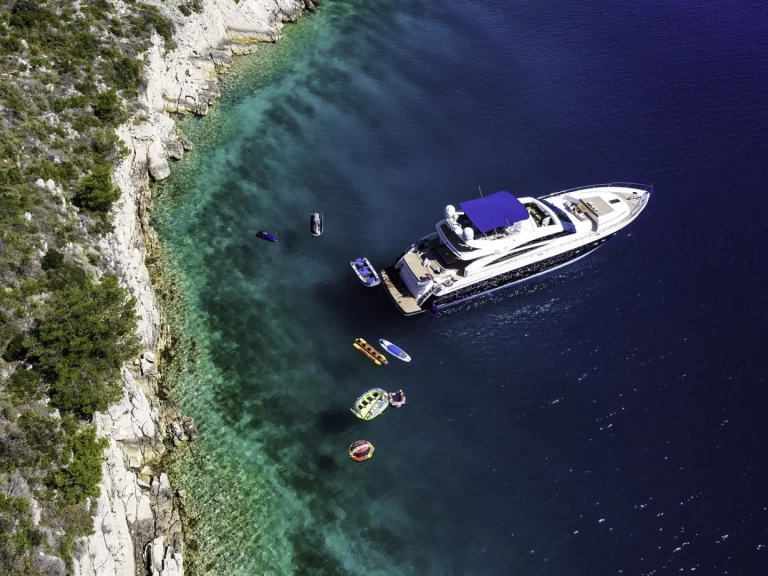 Pronájem jachty v Kaštela -Princess Princess V85 na Samboatu