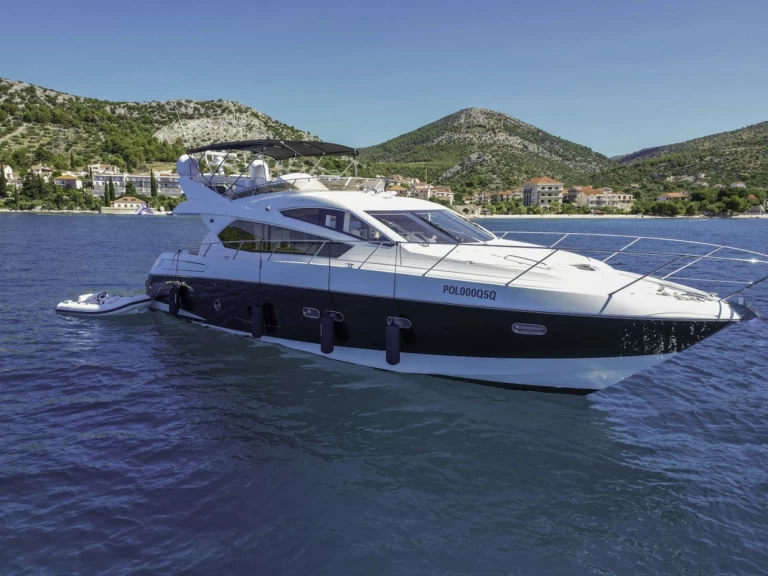Sunseeker Sunseeker Manhattan 63 jednotlivci a charterové společnosti v Trogir