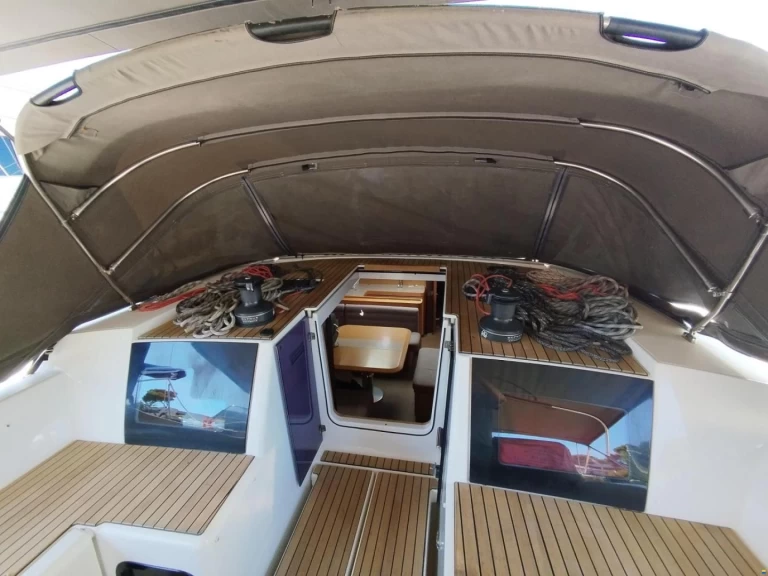 Pronajmout si Dufour Dufour 56 Exclusive v Šibenik 