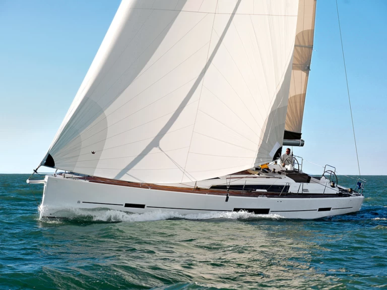 Pronajmout si Dufour Dufour 500 Grand Large v L'Arcipelago della Maddalena