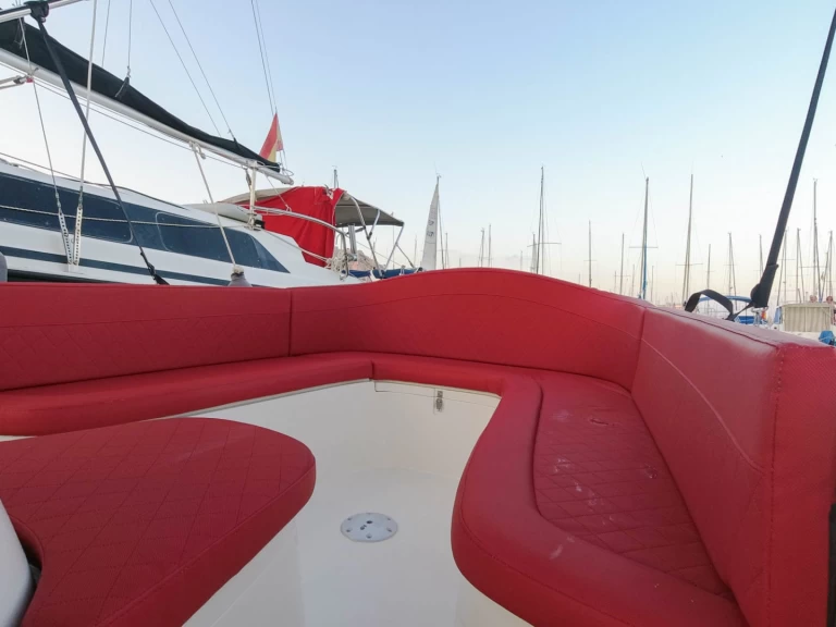 Pronájem Motorová loď v Alicante -Mareti 600 classic