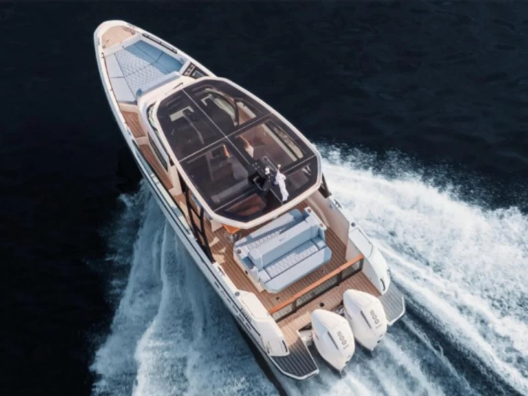 Pronajmout Motorová loď se skipperem či ne Saxdor v Ibiza Town