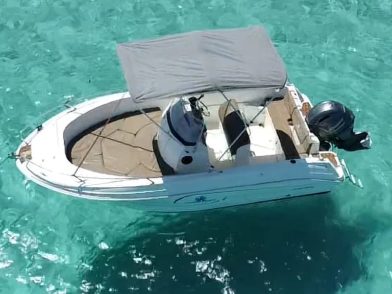 Pacific Craft Pacific Craft 545 Open jednotlivci a charterové společnosti v Marina Formentera