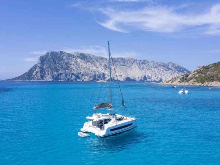 Pronájem lodi Bali Bali 4.0 v Palermo na Samboatu