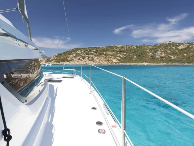 Katamarán k pronájmu v Palermo za nejlepší cenu