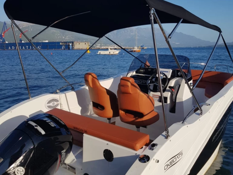 Pronajmout Motorová loď se skipperem či ne Okiboats v Herceg Novi