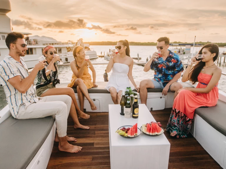 Pronajmout si Monohull 2018 v Bali