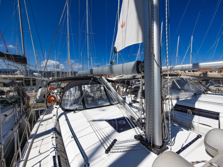 Pronájem jachty v Lefkáda -Bavaria Bavaria C42 na Samboatu