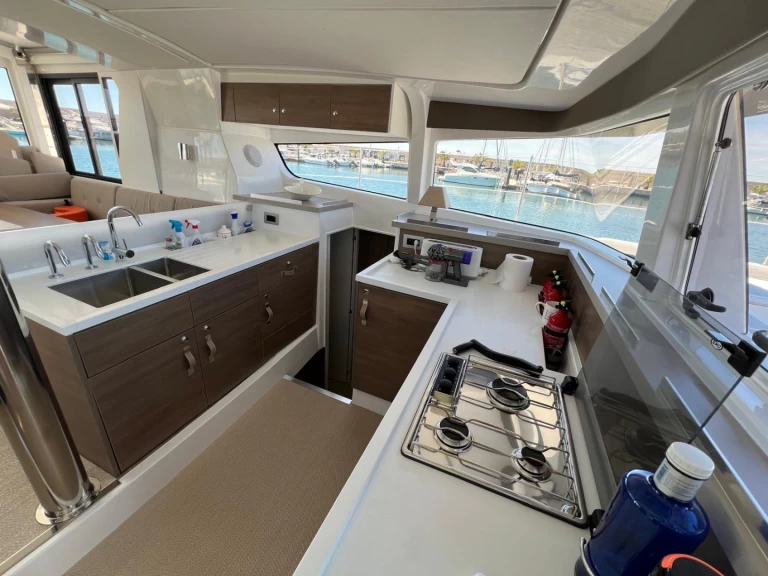 Pronajmout si Bali Bali 4.2 v Porto Cervo