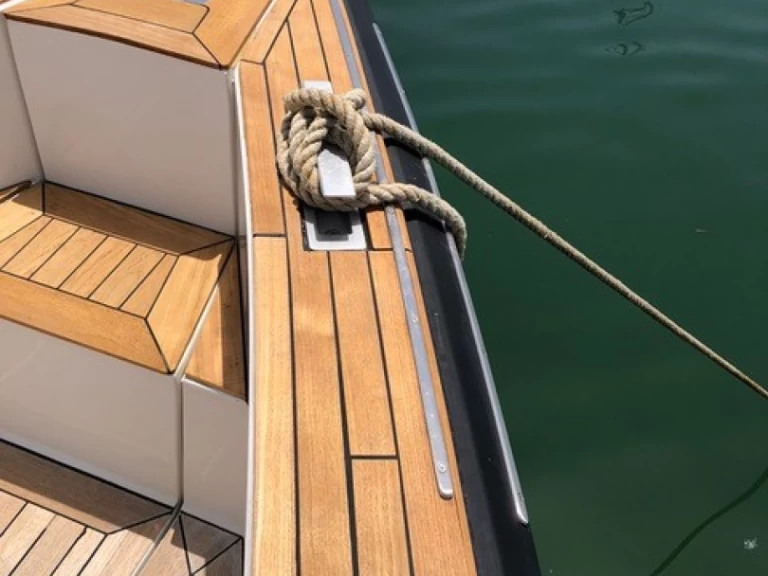 Pronajmout si Fjord Fjord 40 Open v Korfu