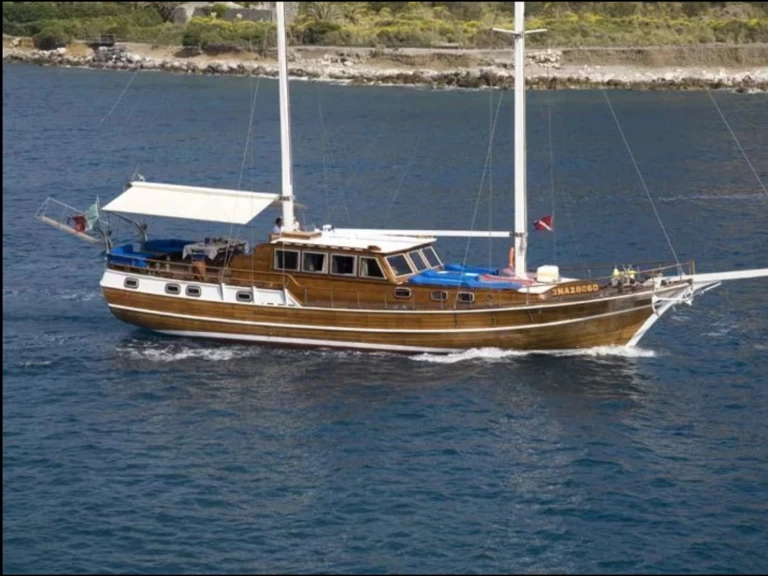 Pronájem lodi Olbia lákavé ceny Caicco