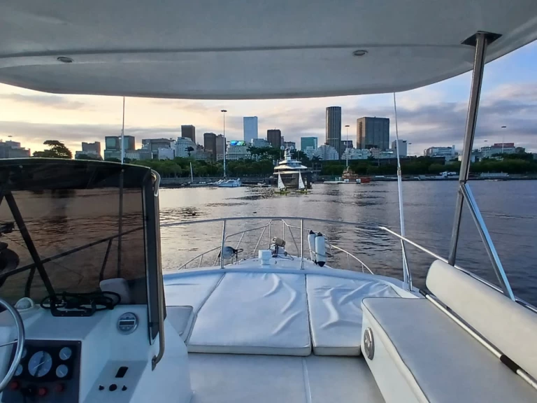 Pronájem Motorová loď Capelli s licencí