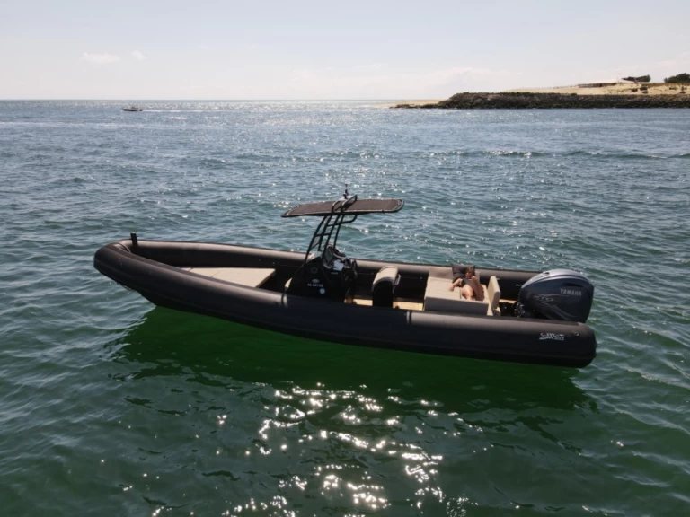 Sea Water Sea Water Phantom 280 jednotlivci a charterové společnosti v Lège-Cap-Ferret