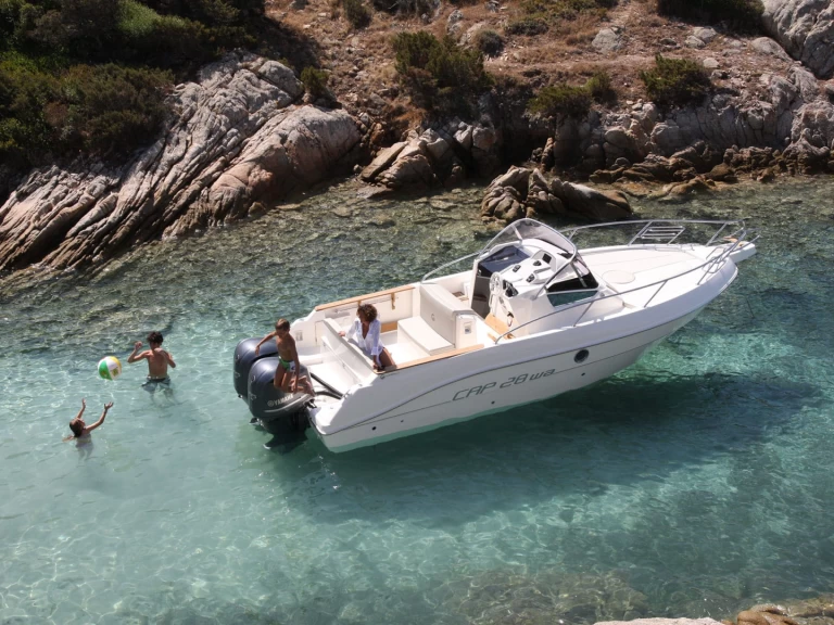 Pronájem jachty v Latchi -Capelli Cap 28 WA na Samboatu