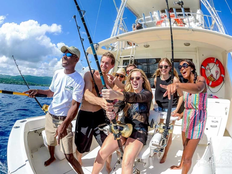 Pronajmout si Ibiza Fishing Experience v Santa Eularia des Riu