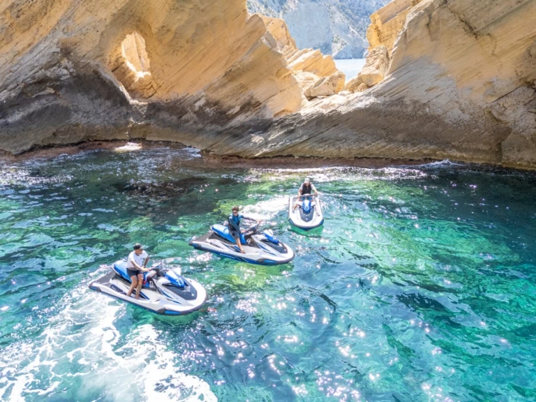 Pronájem Vodní skútr Jet ski s licencí