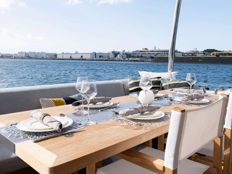 Pronájem Jachta Not Available s licencí