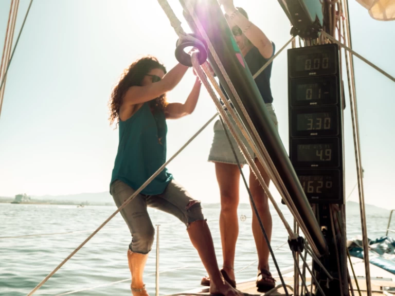 Pronájem Plachetnice Bénéteau s licencí