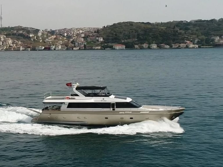 Pronájem Jachta Faeton s licencí