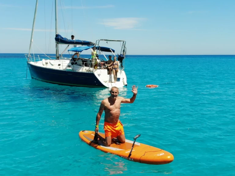 Bénéteau Oceanis 331 Clipper jednotlivci a charterové společnosti v Mahon