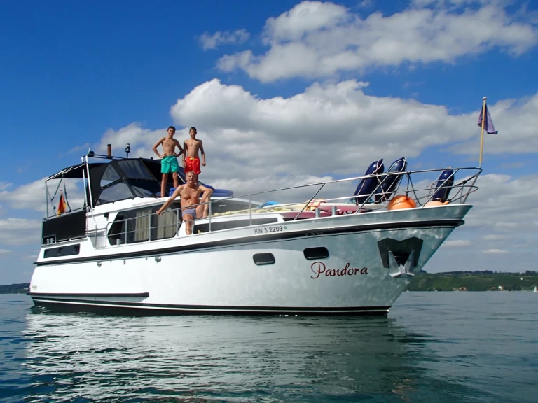 Pronájem lodi G.Van der Valk Valkkruiser 1200 v Bodman-Ludwigshafen na Samboatu