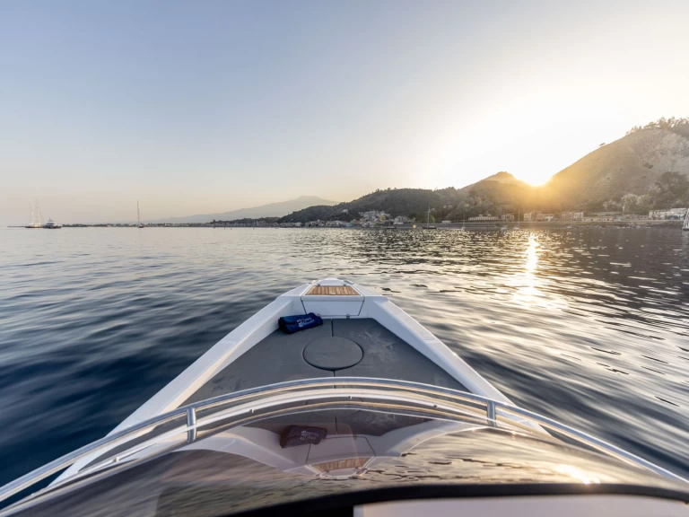 Pronájem lodi Taormina lákavé ceny Stilmar 35 Cabin