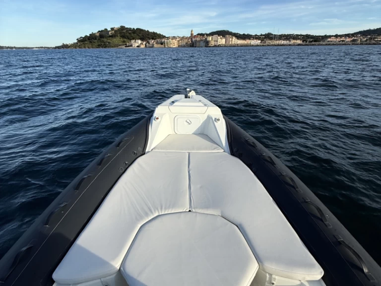 Pronájem jachty v Port Grimaud -Saver MG 698 na Samboatu