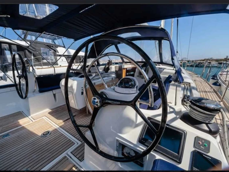 Pronájem jachty v Tropea -Jeanneau Sun Odyssey 519 na Samboatu