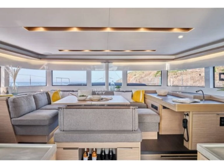 Katamarán k pronájmu v Sukošan za nejlepší cenu