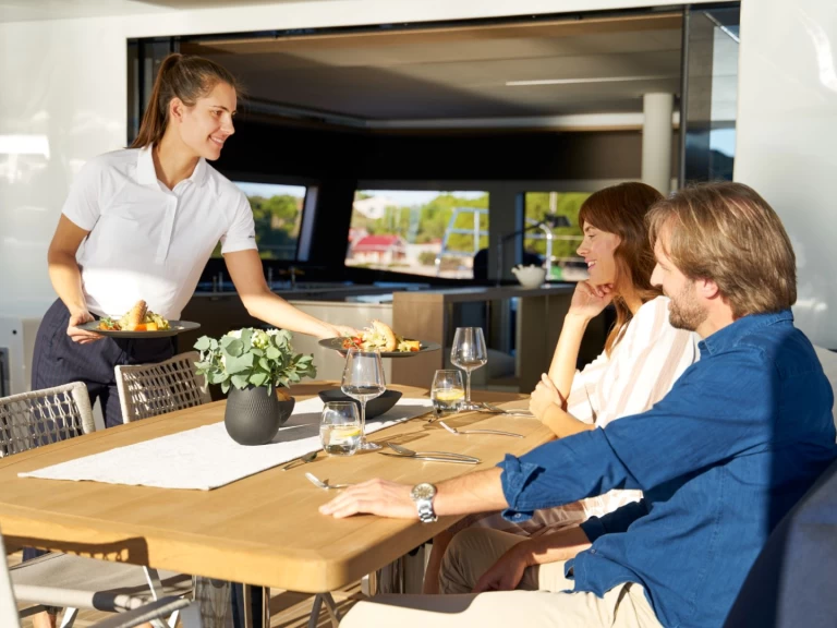 Lagoon Lagoon Sixty 5 LUX (2021) jednotlivci a charterové společnosti v Split