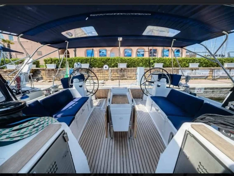 Pronájem Plachetnice v Tropea -Jeanneau Sun Odyssey 519