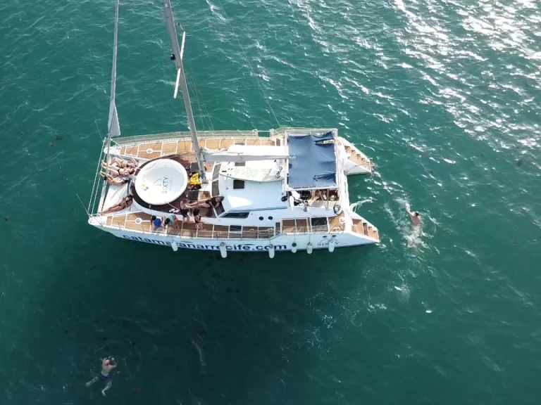 Katamarán k pronájmu v Torrevieja za nejlepší cenu