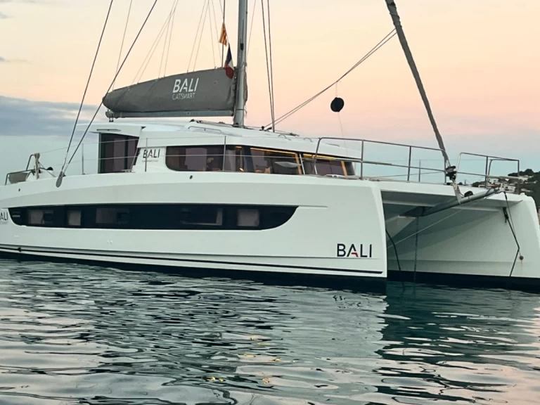 Pronájem Katamarán v Le Marin -Bali Bali Catsmart