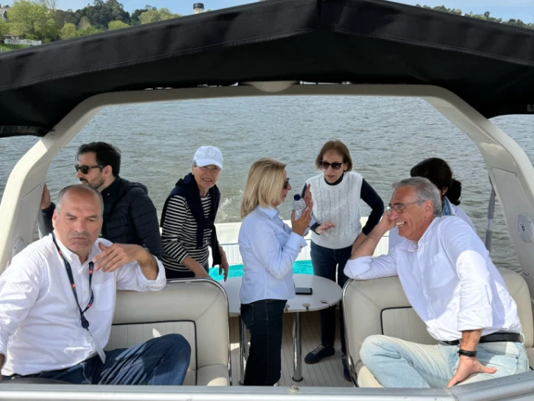 Pronájem lodi Porto lákavé ceny Princess 286 Riviera