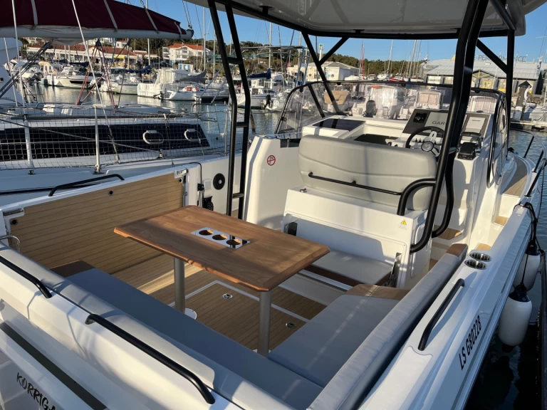 Pronájem lodi Bénéteau Flyer 9 v Port Bourgenay na Samboatu